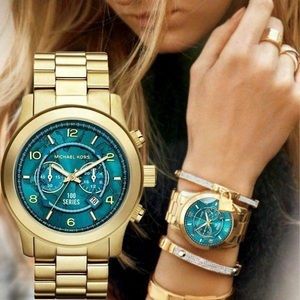 Oversize Runway Watch WITH BOX!